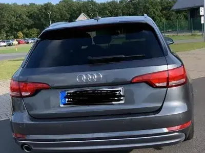 Gebraucht Audi A4 S-Line 150 PS (110 kW) 2018 Grau Kombi
