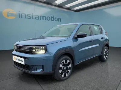 Neu Fiat Grande Panda 110 PS (80 kW) 2025 Blau Kleinwagen