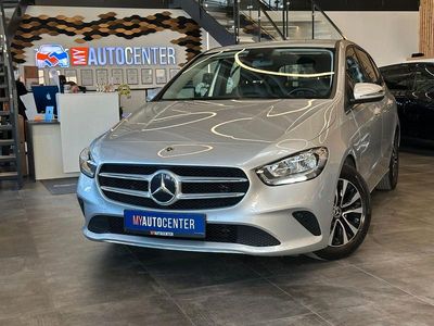 Gebraucht Mercedes B200 163 PS (119 kW) 2021 Silber Van / Kleinbus