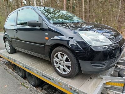 gebraucht Ford Fiesta m. Klima ohne Tüv, Herrichten oder Schlachten