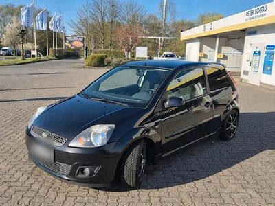 Usata Ford Fiesta 101 CV (74 kW) 2008 Nero Utilitaria