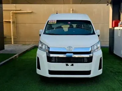 Gebraucht Toyota HiAce 177 PS (130 kW) 2024 Weiß Van