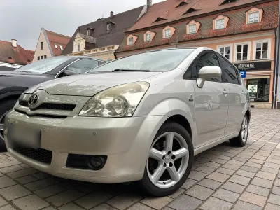 Gebraucht Toyota Corolla Verso 129 PS (94 kW) 2007 Grau Van / Kleinbus
