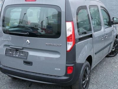 Grau Gebraucht 2018 Renault Kangoo SUV | 6.950 € (Guter Preis)