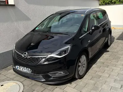 Gebraucht Opel Zafira Tourer Innovation 136 PS (100 kW) 2019 Schwarz Van / Kleinbus