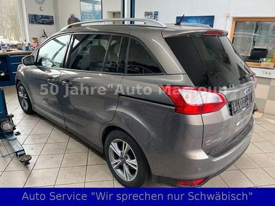 Gebraucht Ford Grand C-Max SYNC Edition 150 PS (110 kW) 2013 Braun Van / Kleinbus