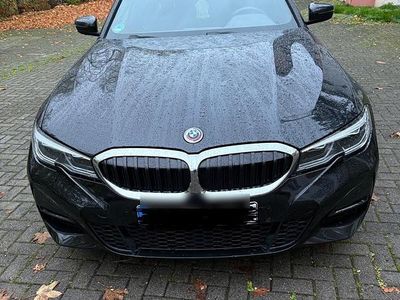 Gebraucht BMW 320 M Sport 184 PS (135 kW) 2023 Schwarz Limousine