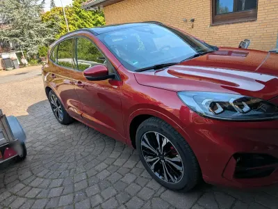 Gebraucht Ford Kuga ST-Line X 225 PS (165 kW) 2021 Andere farben SUV