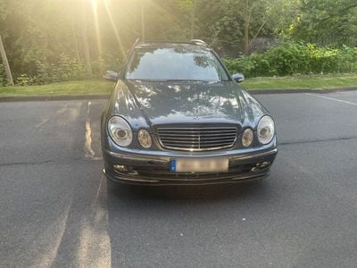 Mercedes E280