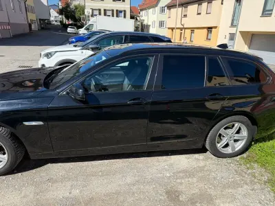 Second-hand BMW 520 Luxury Line 184 CP (135 kW) 2013 Negru Break