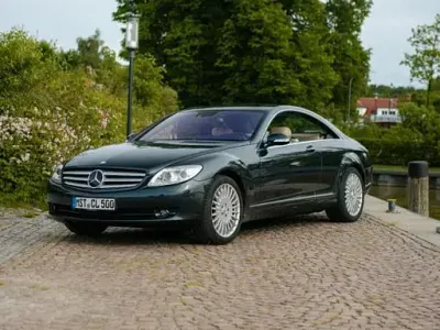 Gebraucht Mercedes CL500 387 PS (284 kW) 2007 Blau Coupé