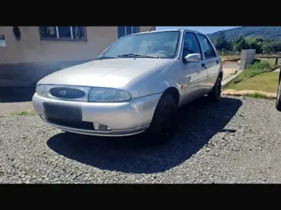 Gebraucht Ford Fiesta 75 PS (55 kW) 1999 Silber Kleinwagen