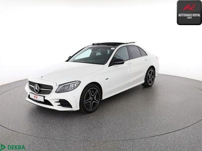 Polarweiss Gebraucht 2021 Mercedes C300e AMG Limousine | 29.880 € (Fairer Preis)