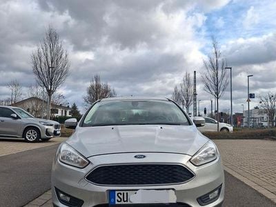 Gebraucht Ford Focus Trend 125 PS (91 kW) 2017 Silber Limousine