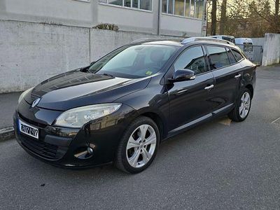 Gebraucht Renault Mégane III Expression 131 PS (96 kW) 2010 Schwarz Limousine