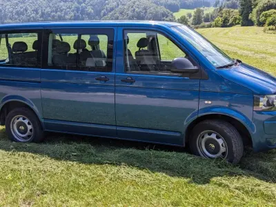Gebraucht VW T5 140 PS (102 kW) 2013 Blau Van