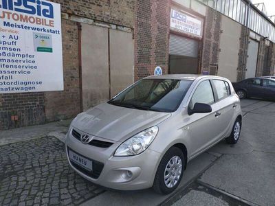 gebraucht Hyundai i20 Classic/ TÜV NEU/ 1. Hand/ Scheckheft/ Klima