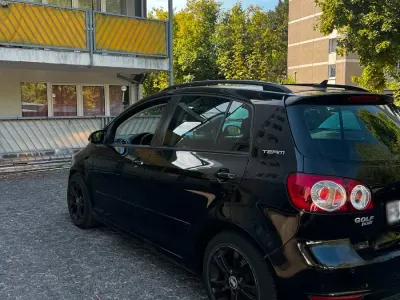 Gebraucht VW Golf VI 140 PS (102 kW) 2010 Schwarz Limousine