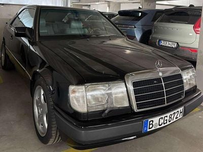 Usata Mercedes E300 Edition 170 CV (125 kW) 1989 Nero Coupé