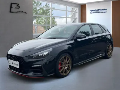 Gebraucht Hyundai i30 275 PS (202 kW) 2020 Phantom black / mic Limousine