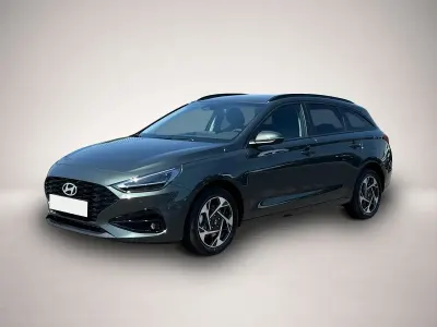 Neu Hyundai i30 150 PS (110 kW) 2026 Grün Kombi