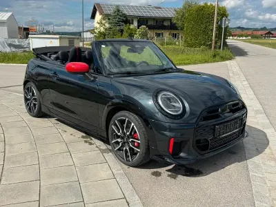 Neu Mini John Cooper Works Cabriolet 231 PS (169 kW) 2026 P0c6p legend gray Cabrio