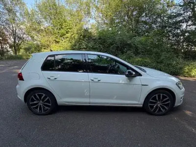Gebraucht VW Golf VII Cup 110 PS (80 kW) 2015 Weiß Limousine