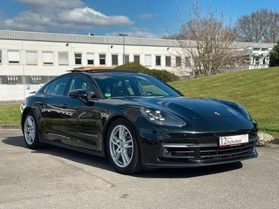 Porsche Panamera 4