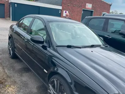 Gebraucht Jaguar X-type 160 PS (117 kW) 2006 Schwarz Limousine
