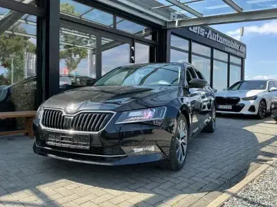 Gebraucht Skoda Superb LAURIN & KLEMENT 220 PS (161 kW) 2017 Schwarz Limousine