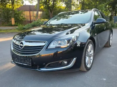 Gebraucht Opel Insignia Business 170 PS (125 kW) 2015 Schwarz Kombi