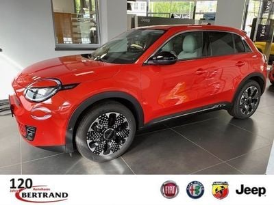 Gebraucht Fiat 600E La Prima 114 kW (156 PS) 2023 Orange Limousine