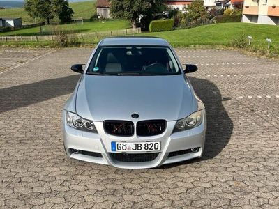 gebraucht BMW 320 E90 i Automatik