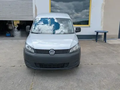 Gebraucht VW Caddy Startline 102 PS (75 kW) 2014 Silber Van / Kleinbus
