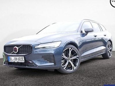 Gebraucht Volvo V60 Plus 455 PS (334 kW) 2024 Blau Kombi
