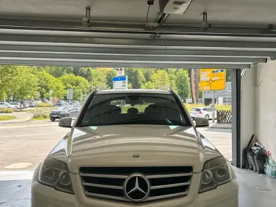 Gebraucht Mercedes 320 224 PS (164 kW) 2009 Weiß SUV