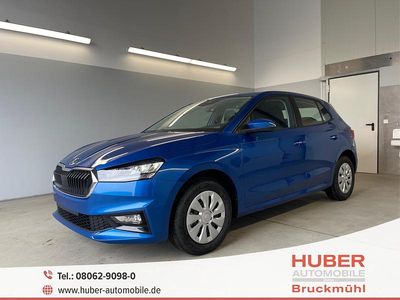 Neu Skoda Fabia Selection 95 PS (69 kW) 2025 [8x8x] race blue metallic Limousine
