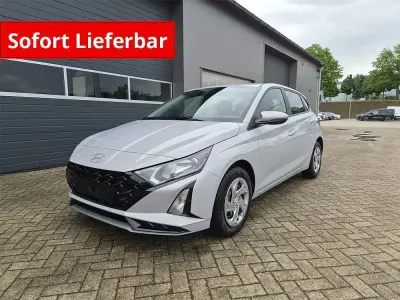 Neu Hyundai i20 90 PS (66 kW) 2026 Lumen grey Kleinwagen