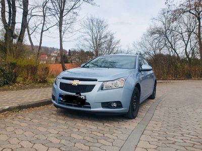 gebraucht Chevrolet Cruze 1,6 3 Hand sehr gut pflegt