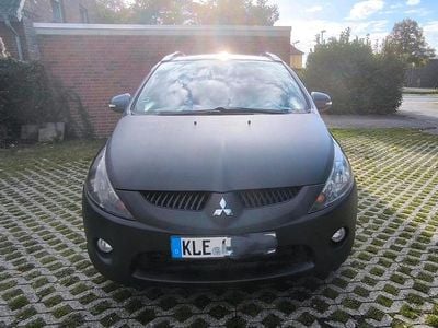 Mitsubishi Grandis