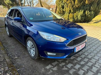 Gebraucht Ford Focus 120 PS (88 kW) 2016 Blau Kombi