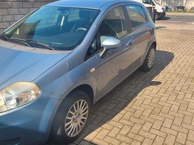 Gebraucht Fiat Grande Punto 77 PS (56 kW) 2009 Blau Kleinwagen