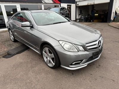 Silber Gebraucht 2010 Mercedes E500 AMG Coupé | 14.990 €