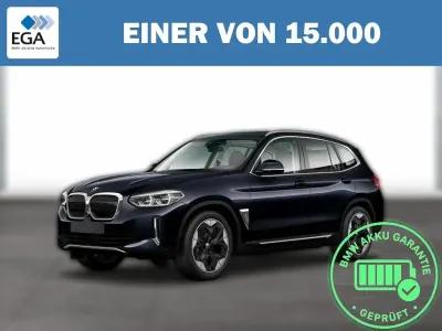 Gebraucht BMW iX3 Impressive 210 kW (286 PS) 2021 Schwarz metallic SUV
