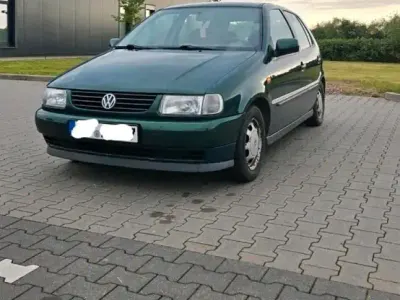 Gebraucht VW Polo 60 PS (44 kW) 1998 Grün Kleinwagen