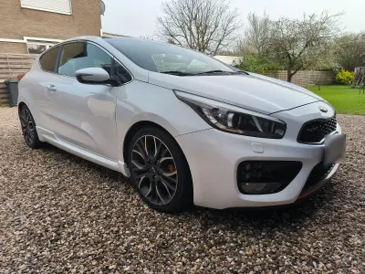 Brugt Kia Ceed GT GT 204 HK (150 kW) 2014 Hvid Sedan