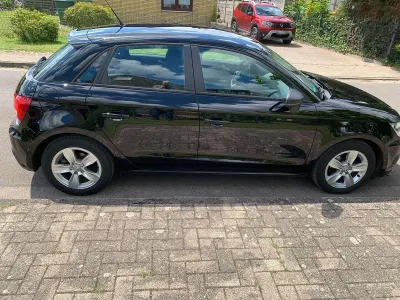 Gebraucht Audi A1 Sportback Design 95 PS (69 kW) 2018 Schwarz Kleinwagen