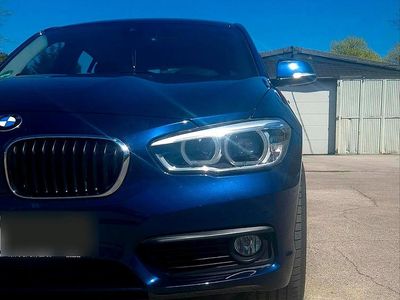 Usata BMW 118 Advantage 150 CV (110 kW) 2016 Blu Utilitaria