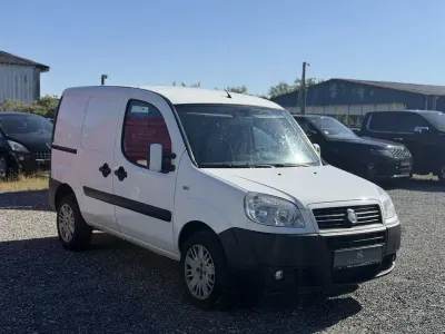 Gebraucht Fiat Doblò 75 PS (55 kW) 2009 Van / Kleinbus