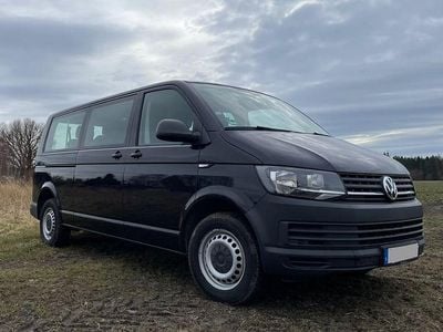 Second-hand VW Transporter 150 CP (110 kW) 2018 Negru Van